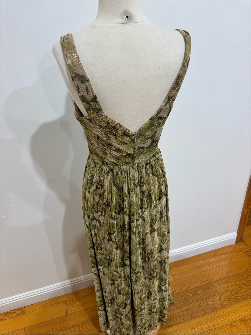 Dress the Population Mirabella Gown, Size: M - Picture 12 of 13